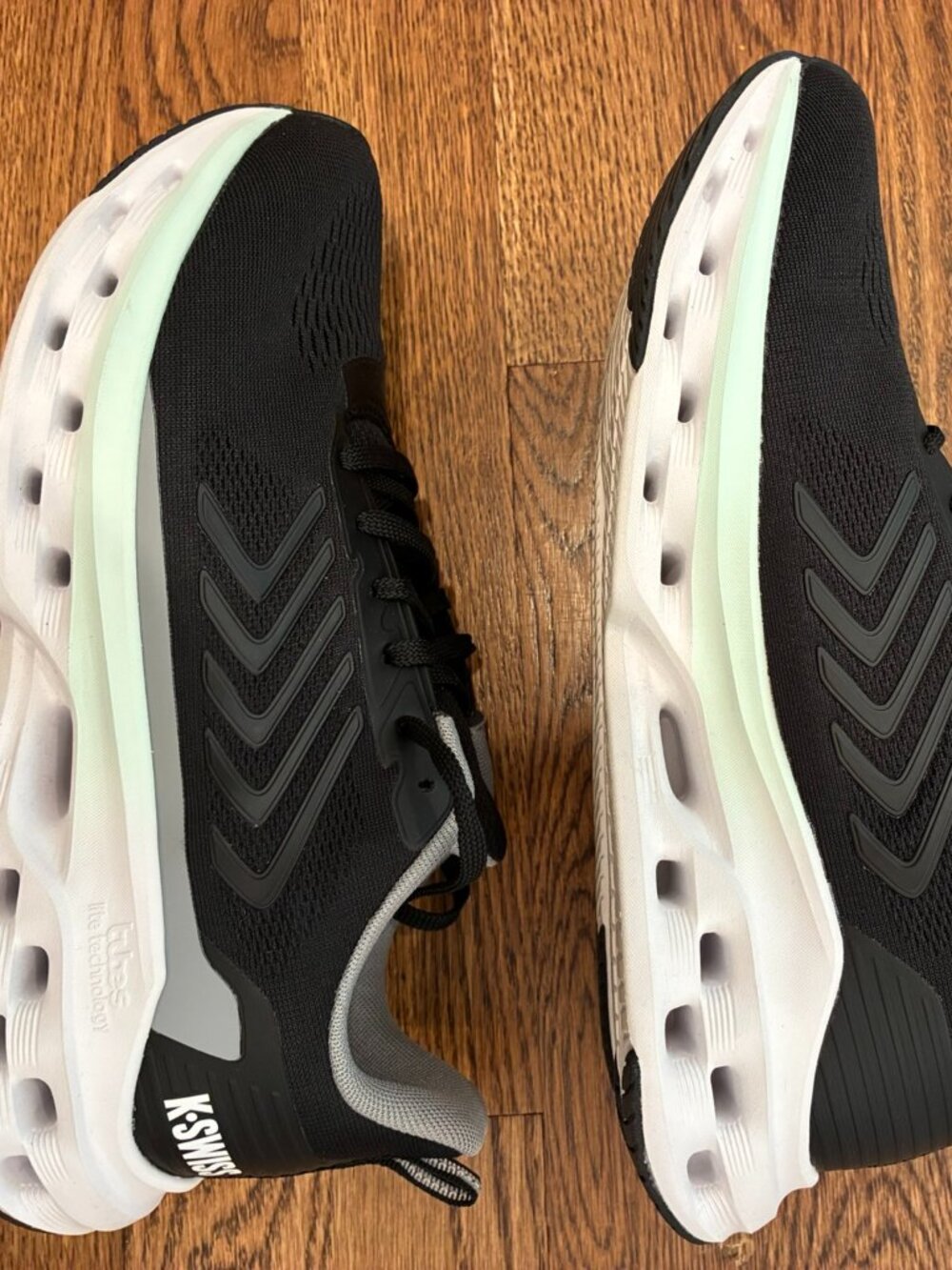 K-Swiss Women's Melrose Tubes Lite - SZ 8 M